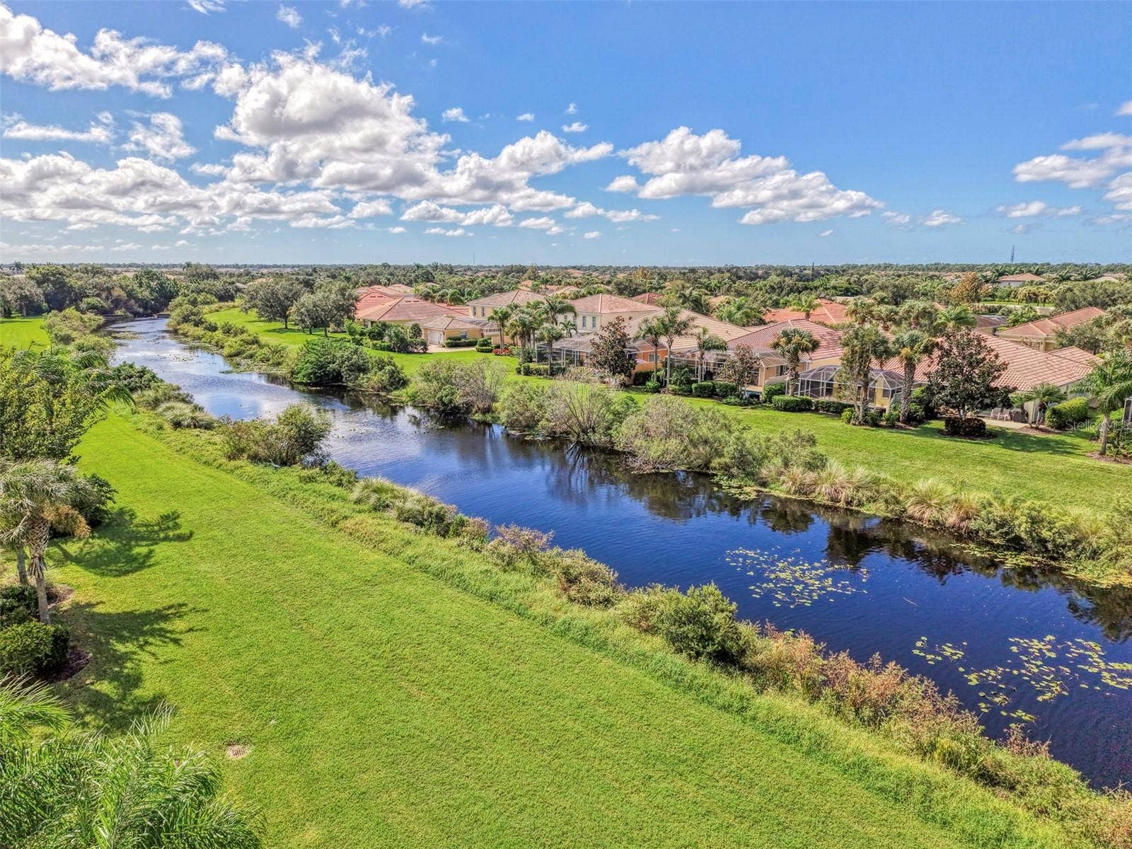 5882 BENEVENTO DRIVE, Sarasota, FL 34238 5882 BENEVENTO DRIVE, Sarasota, FL 34238