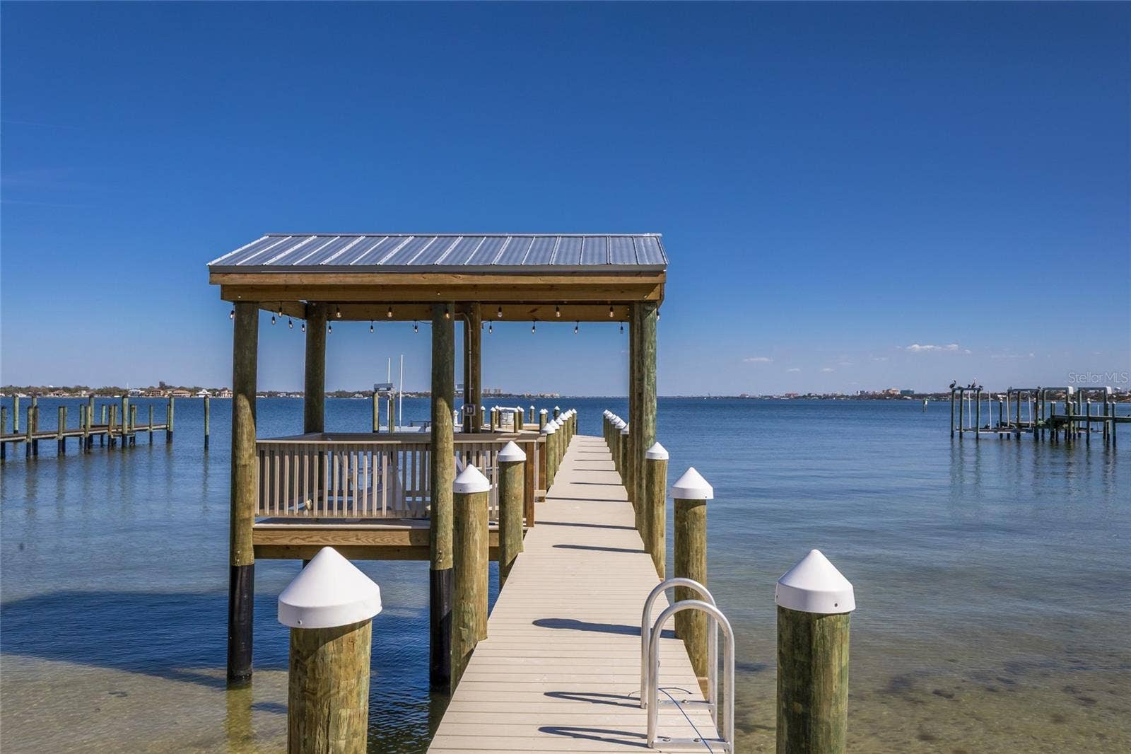 1519 RIVERVIEW LANE, Bradenton, FL 34209 1519 RIVERVIEW LANE, Bradenton, FL 34209