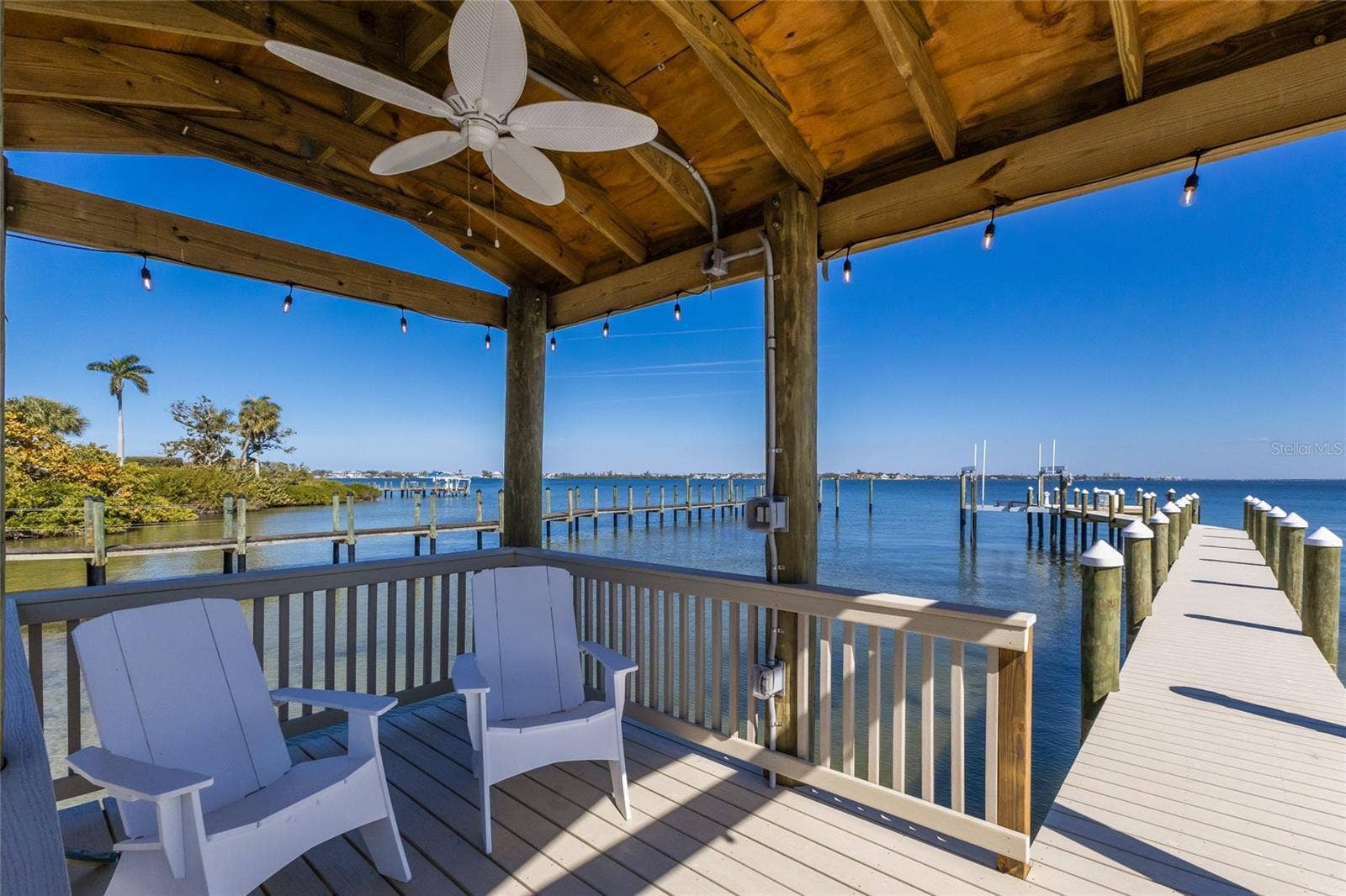1519 RIVERVIEW LANE, Bradenton, FL 34209 1519 RIVERVIEW LANE, Bradenton, FL 34209