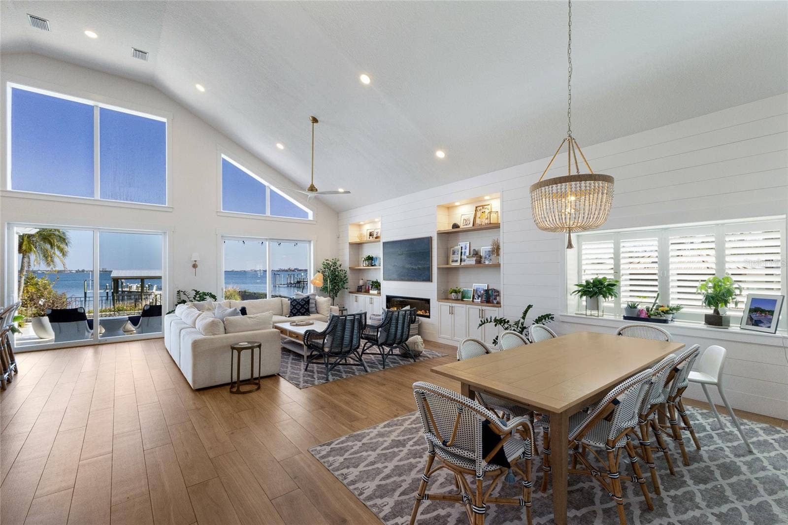 1519 RIVERVIEW LANE, Bradenton, FL 34209 Great Room with amazing river views!