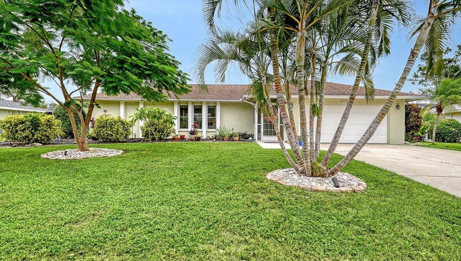 Property photo for 2295 PINE VIEW CIRCLE, Sarasota, FL