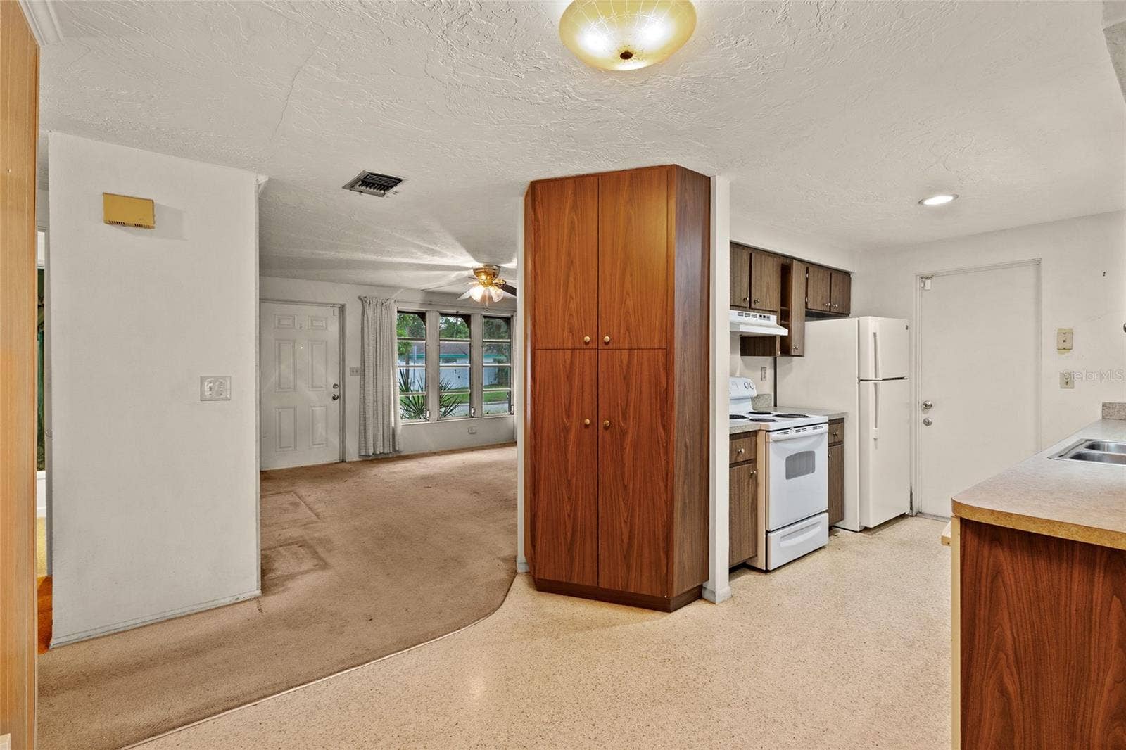5202 19TH STREET W, Bradenton, FL 34207 5202 19TH STREET W, Bradenton, FL 34207