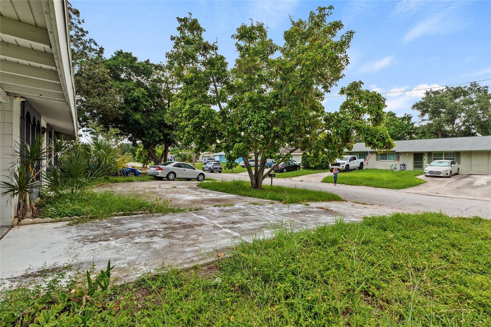 5202 19TH STREET W, Bradenton, FL 34207 5202 19TH STREET W, Bradenton, FL 34207