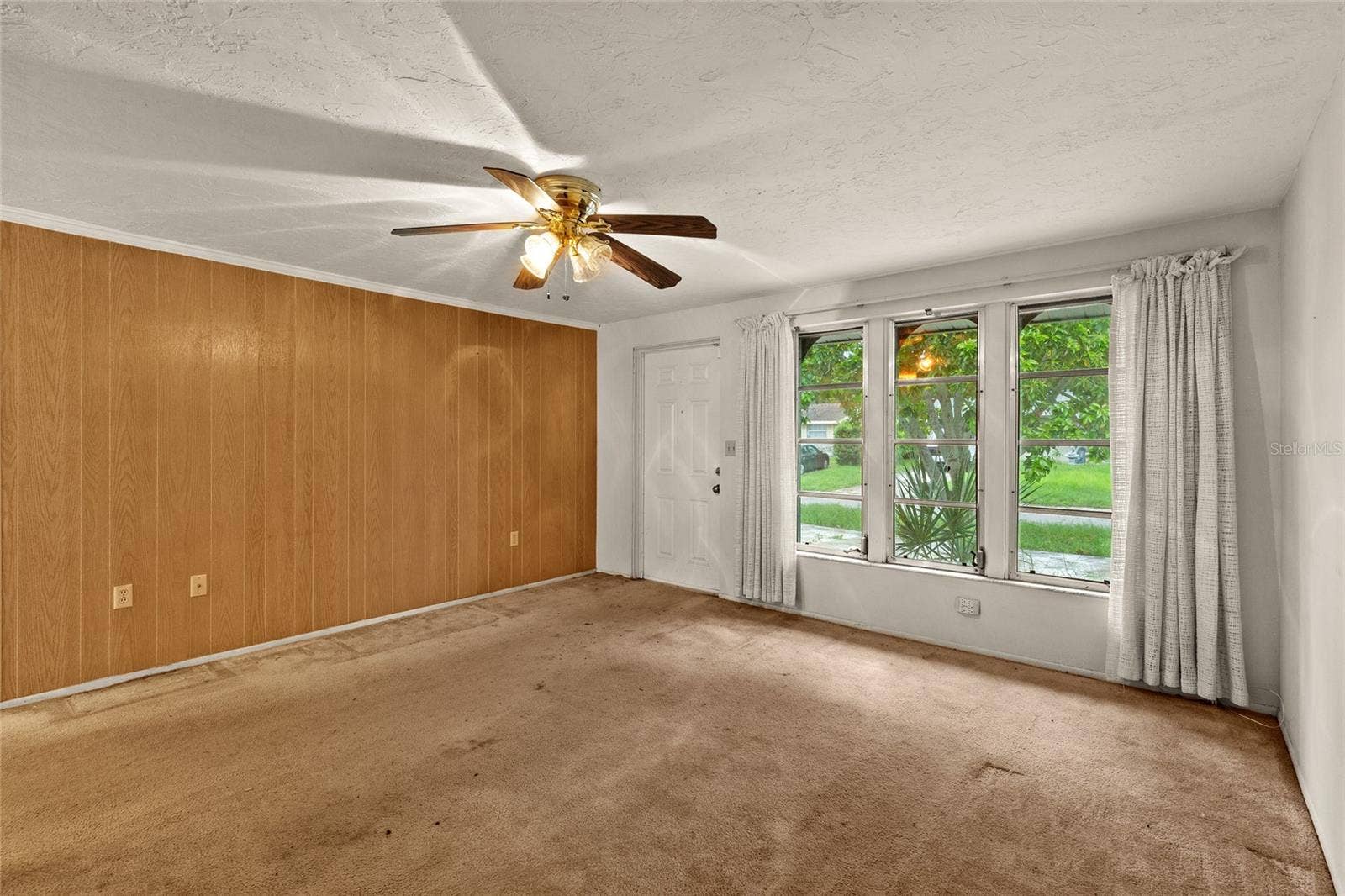 5202 19TH STREET W, Bradenton, FL 34207 5202 19TH STREET W, Bradenton, FL 34207