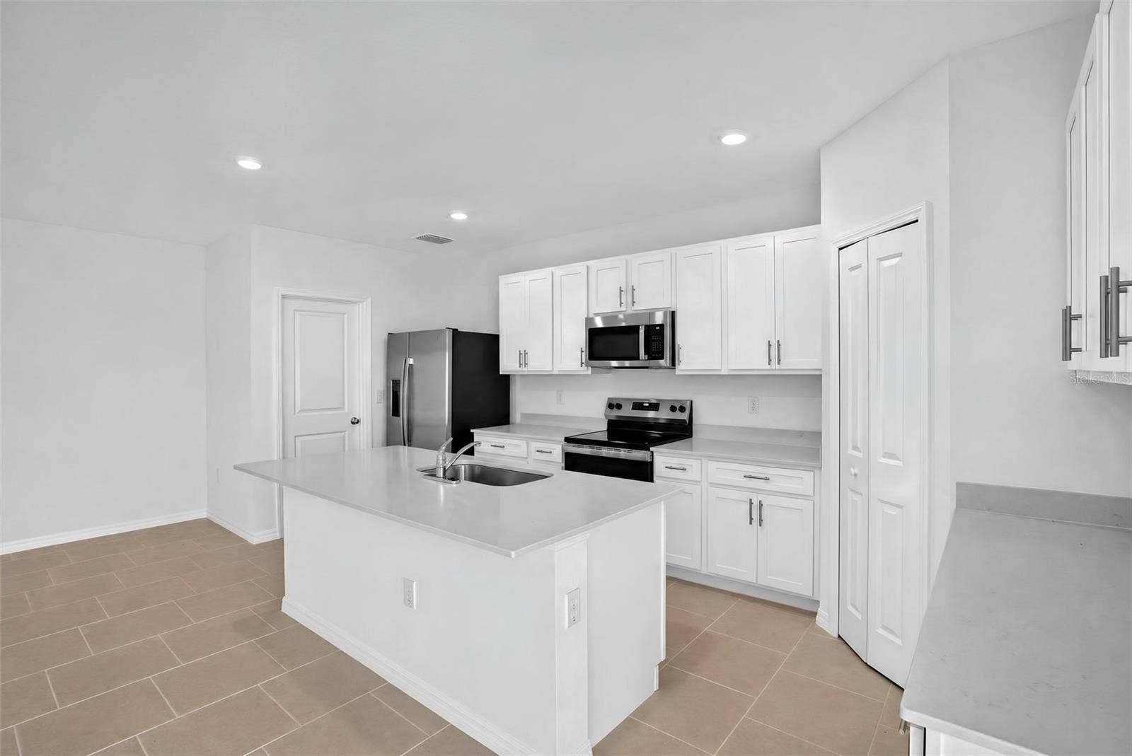 18111 MELLON STREET, Parrish, FL 34219 18111 MELLON STREET, Parrish, FL 34219