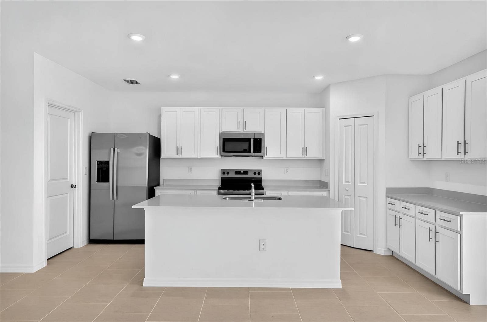 18111 MELLON STREET, Parrish, FL 34219 18111 MELLON STREET, Parrish, FL 34219
