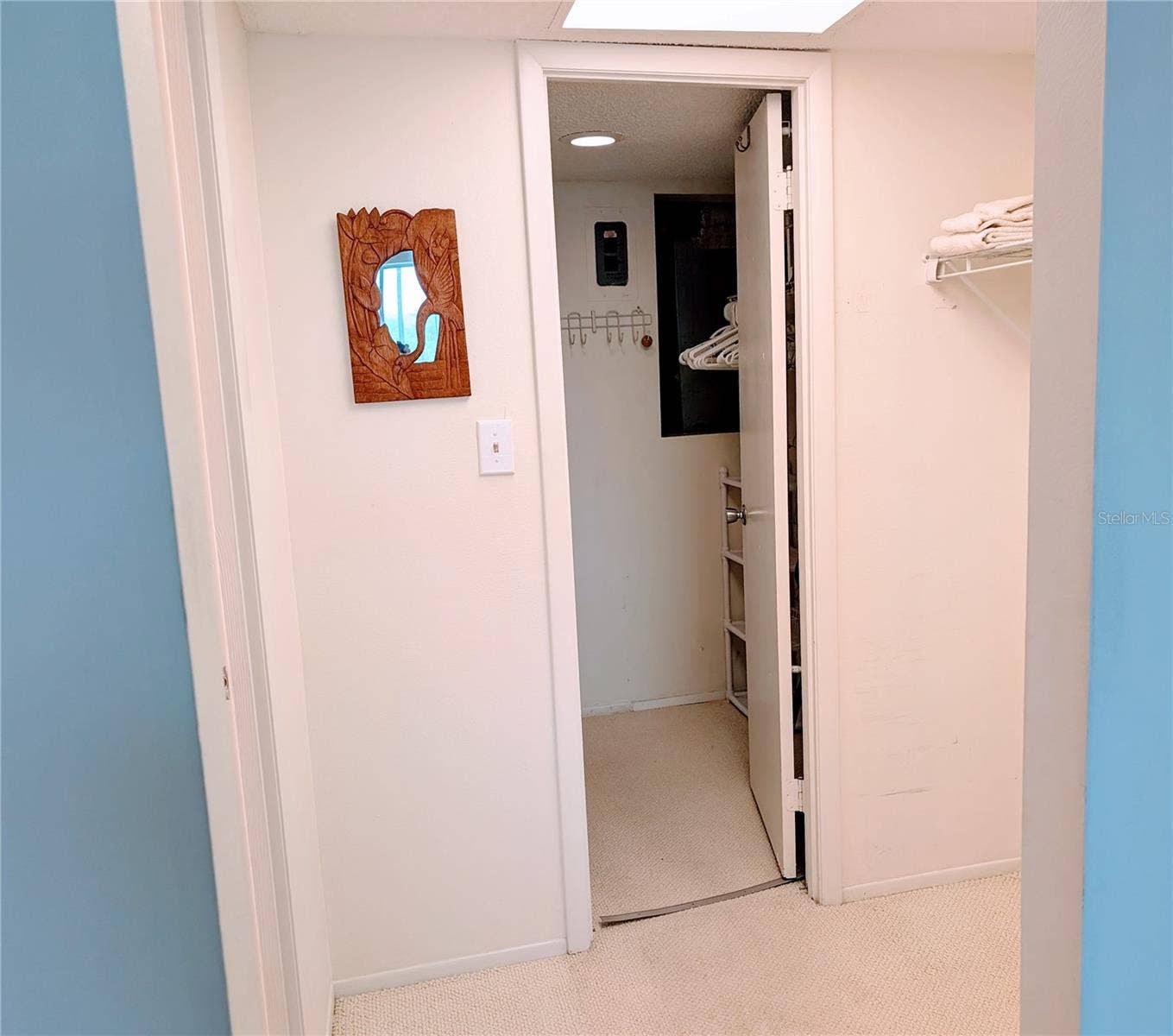 3779 LAKE BAYSHORE DRIVE, #H-402, Bradenton, FL 34205 Walk-in closet(s)