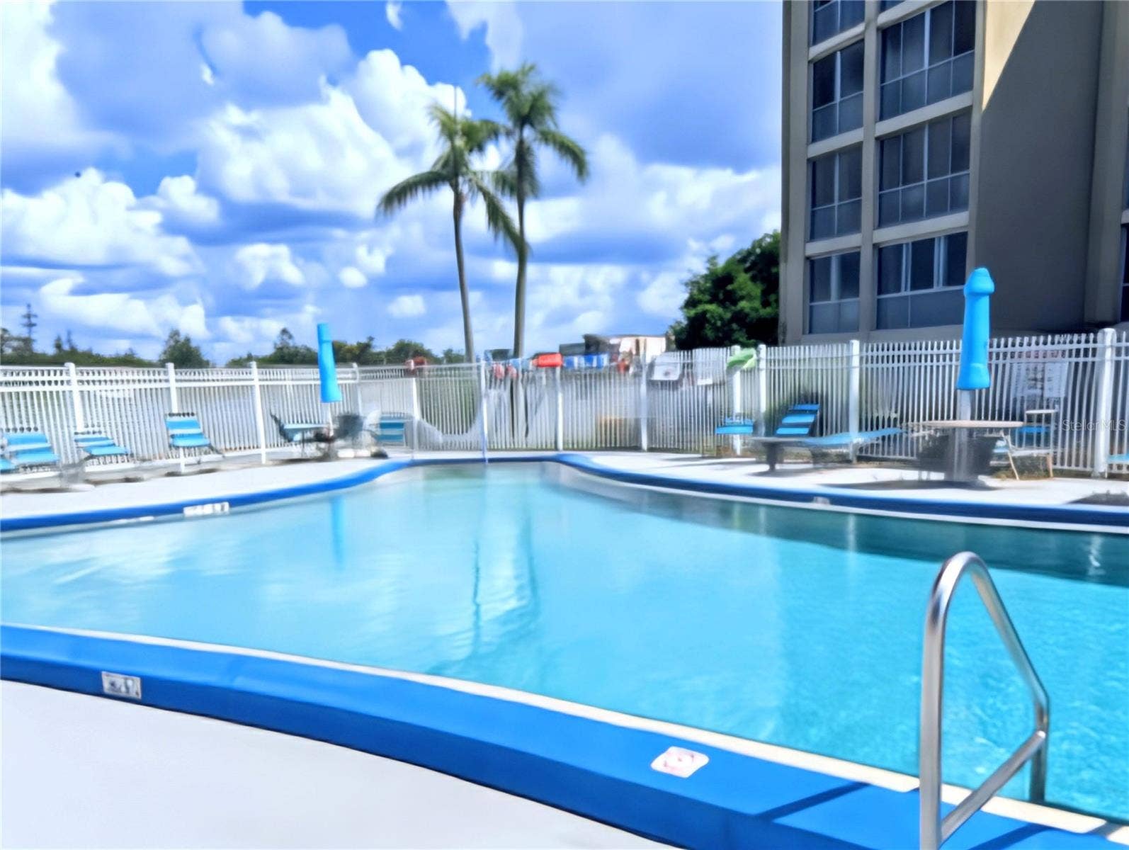 3779 LAKE BAYSHORE DRIVE, #H-402, Bradenton, FL 34205 3779 LAKE BAYSHORE DRIVE, #H-402, Bradenton, FL 34205