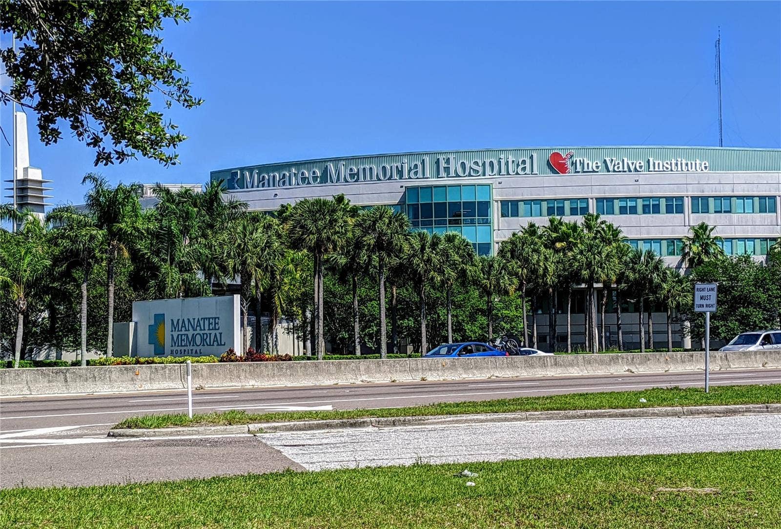 3779 LAKE BAYSHORE DRIVE, #H-402, Bradenton, FL 34205 Downtown Bradenton...