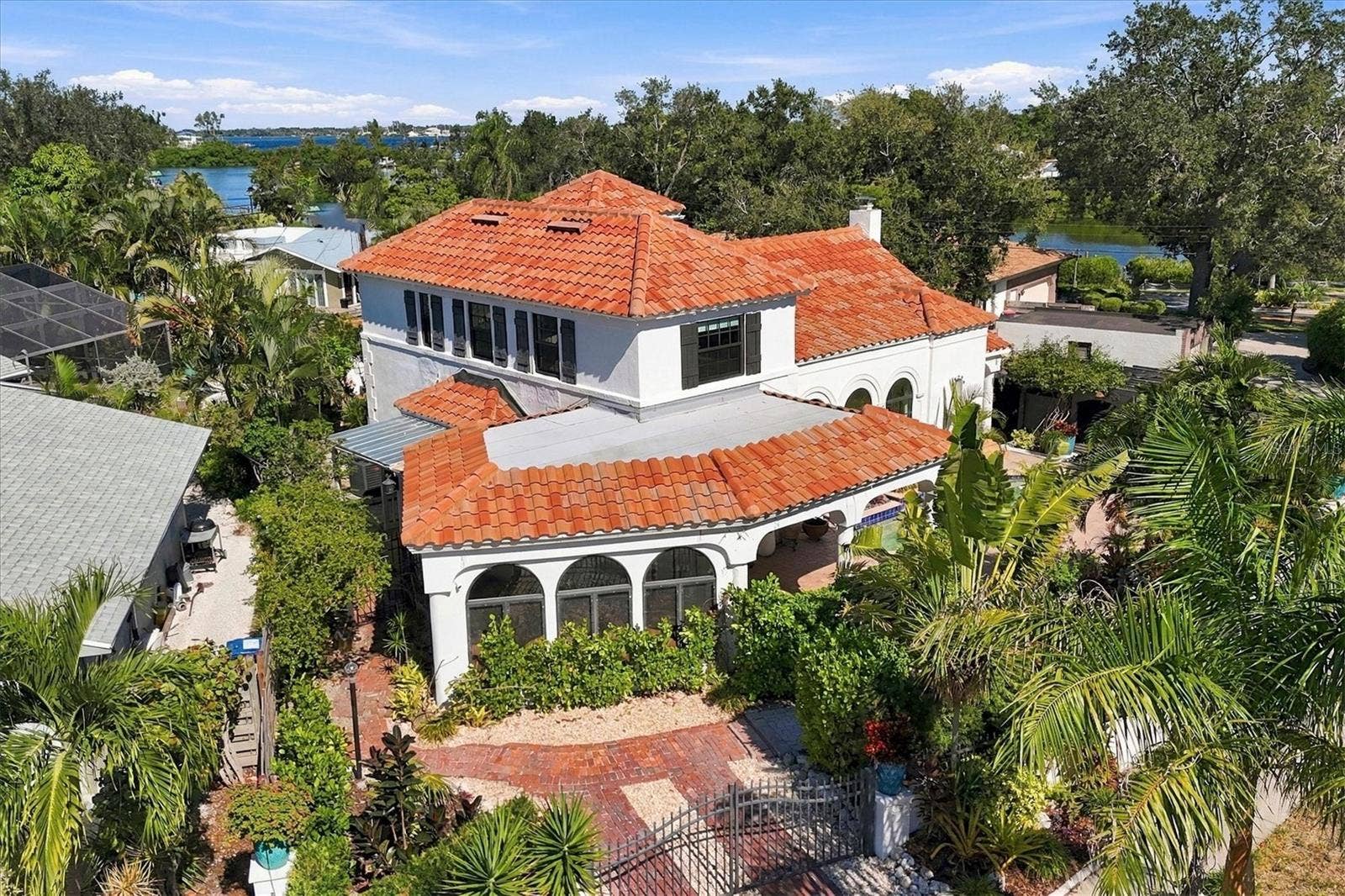 5208 HARBOR ROAD, Bradenton, FL 34209 5208 HARBOR ROAD, Bradenton, FL 34209