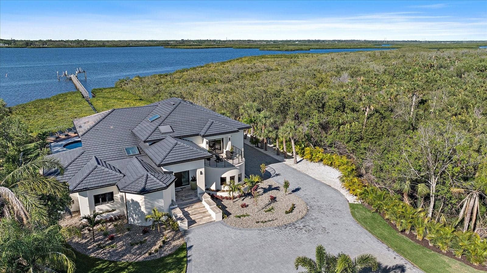 6178 9TH AVENUE CIRCLE NE, Bradenton, FL 34212