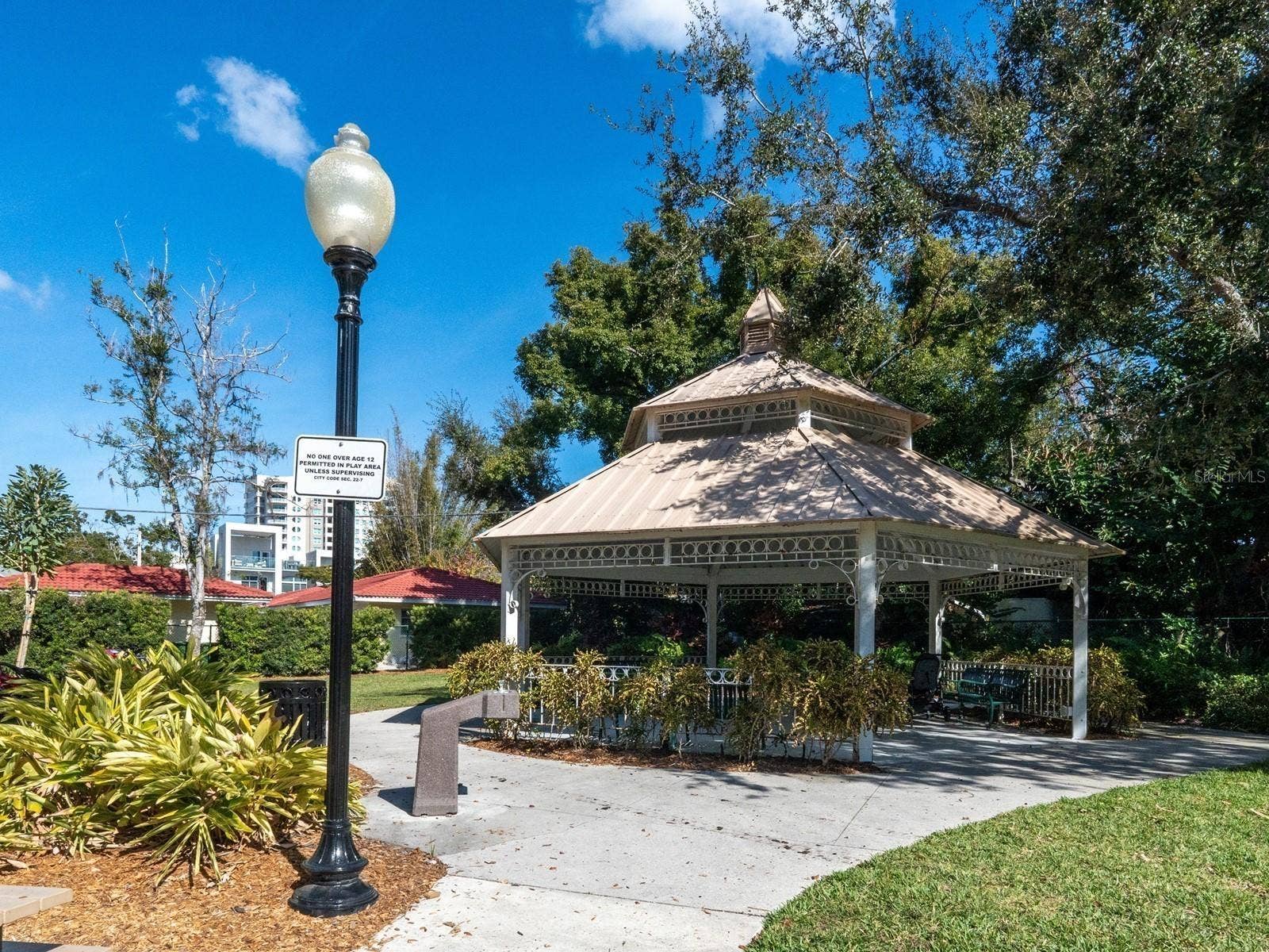 2555 RUFFING COURT, Sarasota, FL 34237