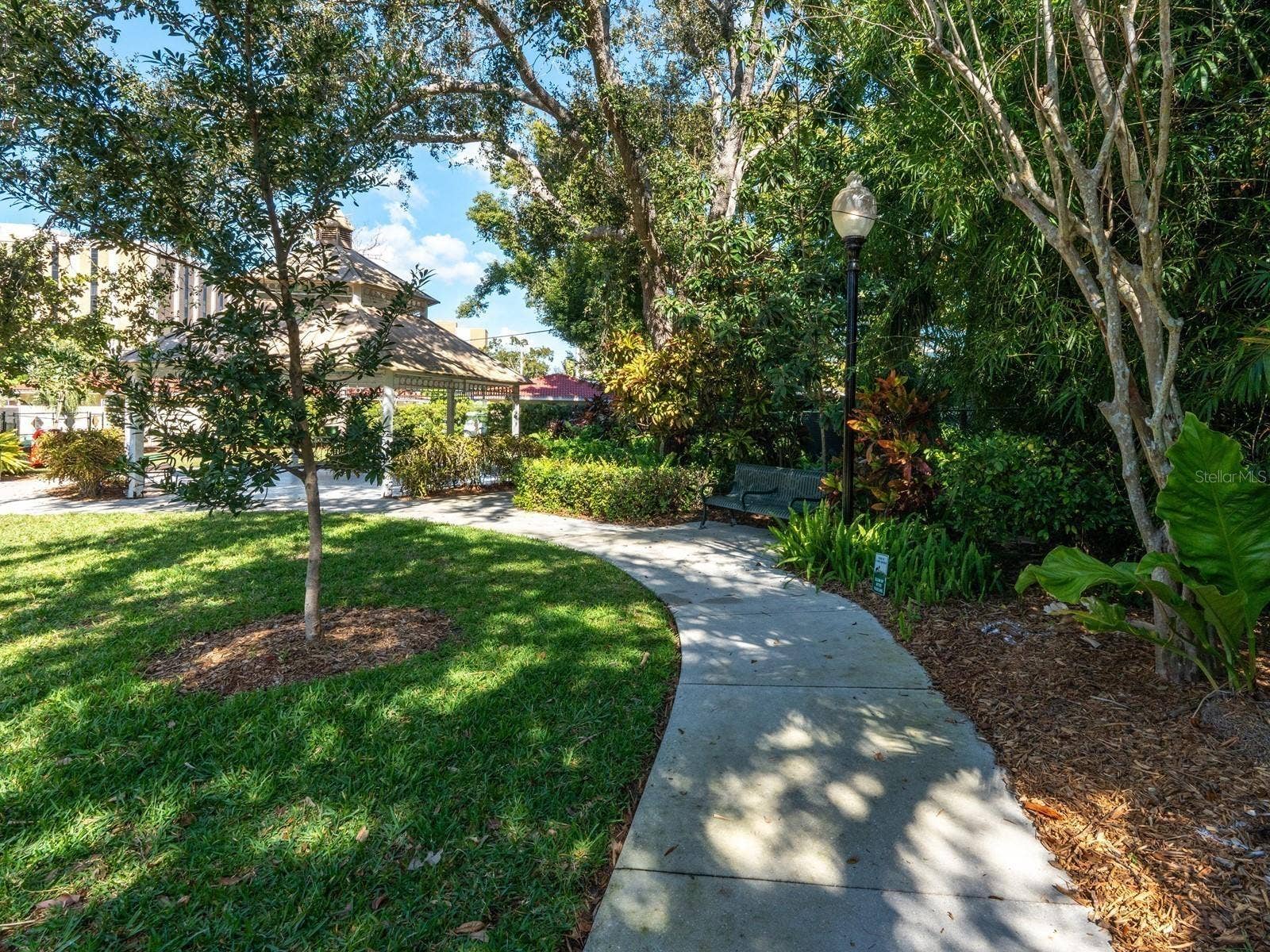 2555 RUFFING COURT, Sarasota, FL 34237