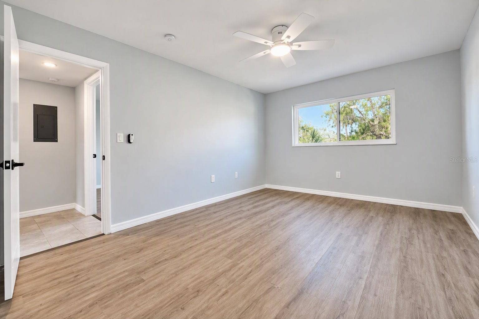 2688 CLUBHOUSE DRIVE, #201, Sarasota, FL 34232 2688 CLUBHOUSE DRIVE, #201, Sarasota, FL 34232