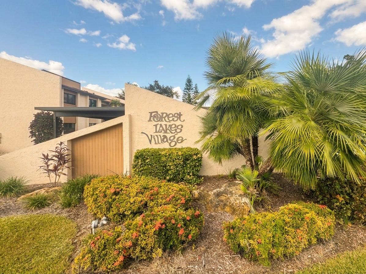2688 CLUBHOUSE DRIVE, #201, Sarasota, FL 34232 2688 CLUBHOUSE DRIVE, #201, Sarasota, FL 34232