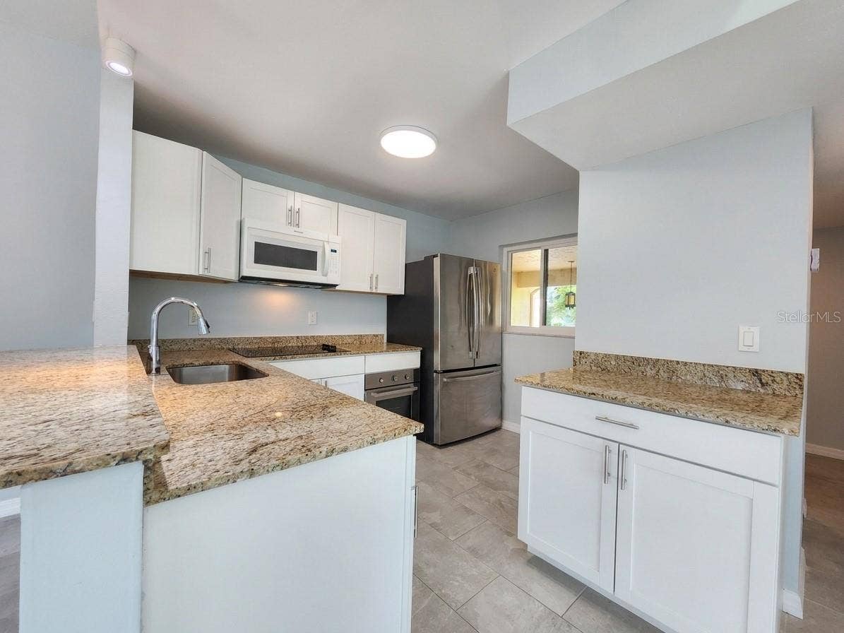 2688 CLUBHOUSE DRIVE, #201, Sarasota, FL 34232 2688 CLUBHOUSE DRIVE, #201, Sarasota, FL 34232