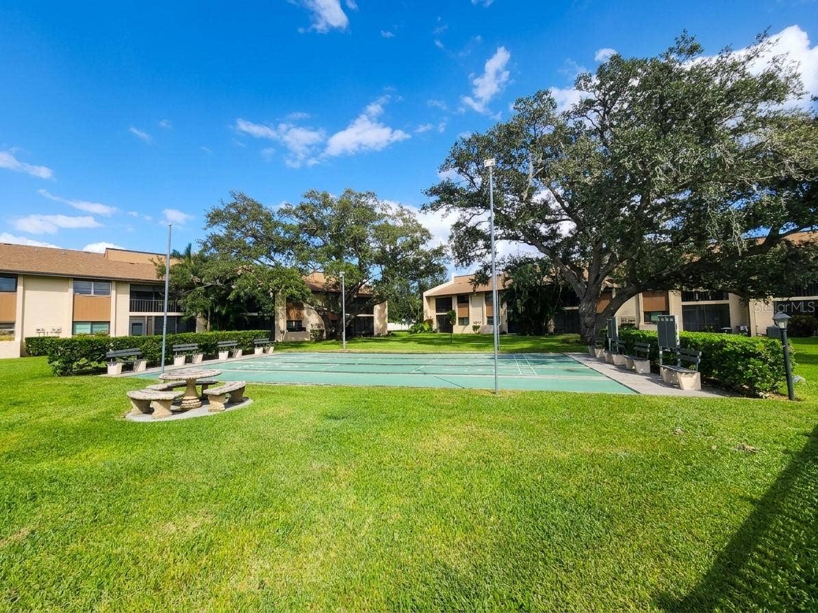 2688 CLUBHOUSE DRIVE, #201, Sarasota, FL 34232 2688 CLUBHOUSE DRIVE, #201, Sarasota, FL 34232