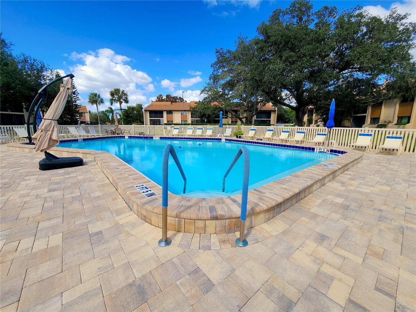 2688 CLUBHOUSE DRIVE, #201, Sarasota, FL 34232 2688 CLUBHOUSE DRIVE, #201, Sarasota, FL 34232