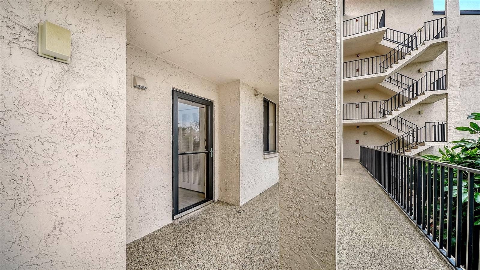 6287 MIDNIGHT PASS ROAD, #103, Sarasota, FL 34242