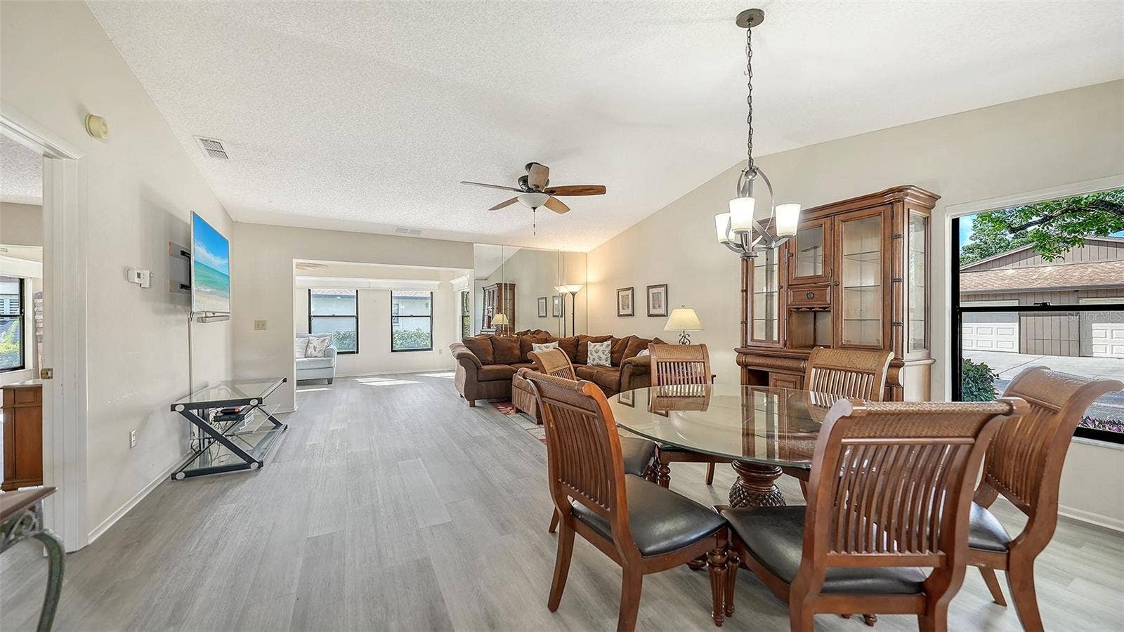 510 OAK HILL CIRCLE, #9, Sarasota, FL 34232