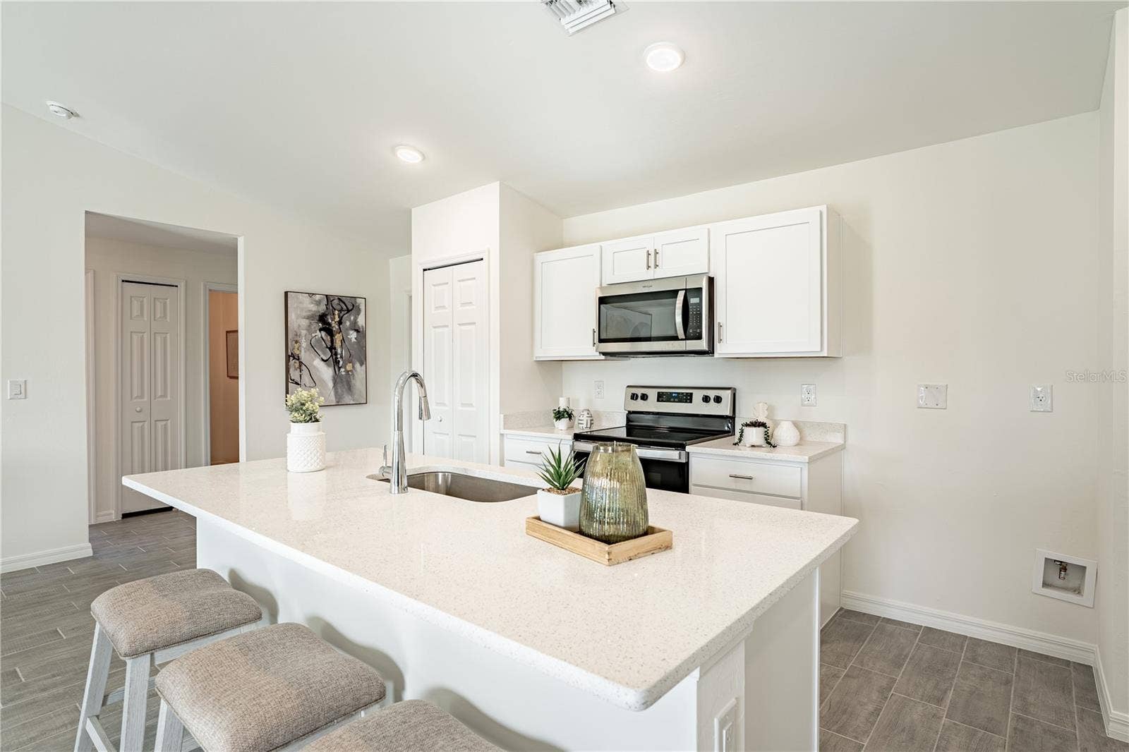 7292 FINNEGAN, Port Charlotte, FL 33981 7292 FINNEGAN, Port Charlotte, FL 33981