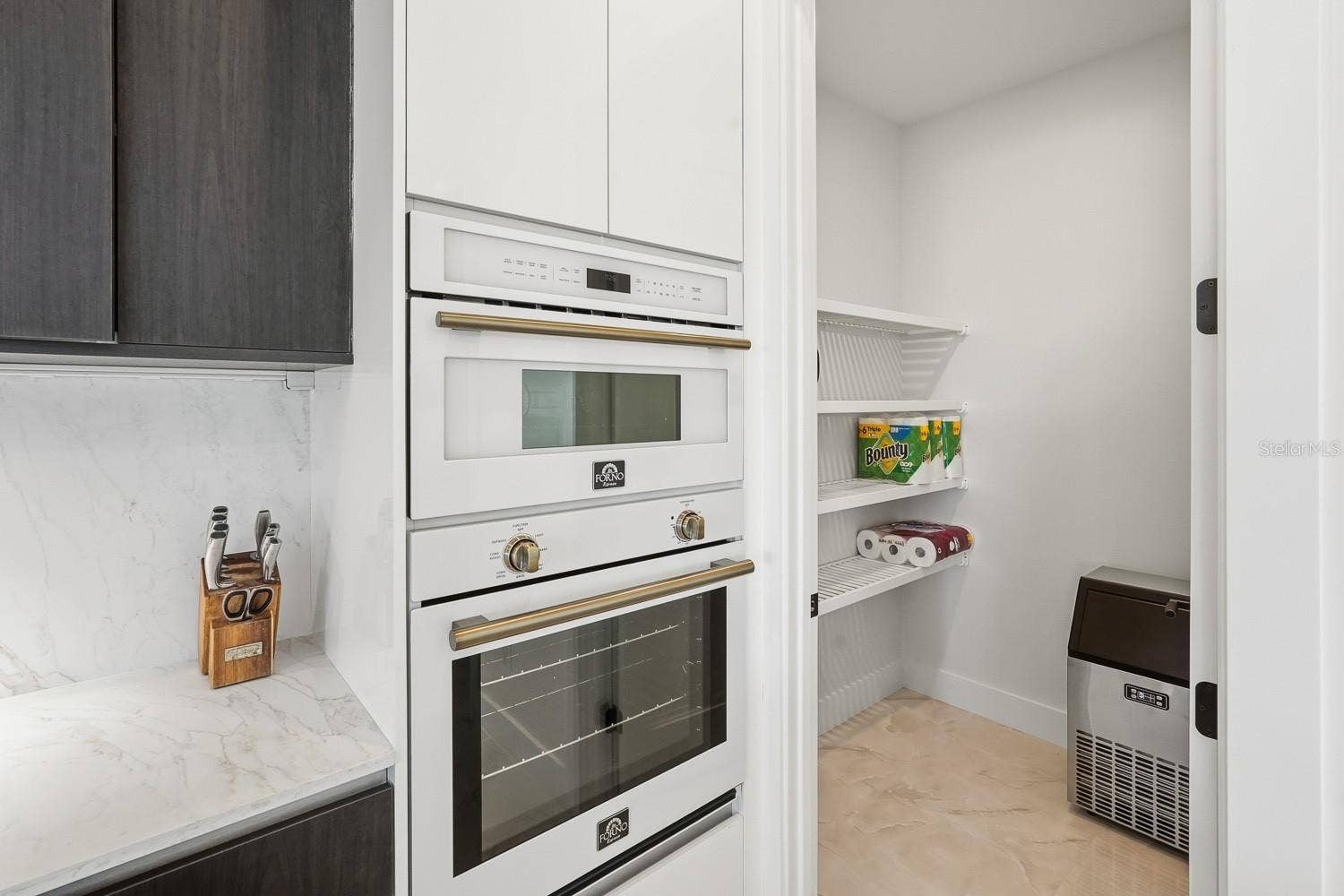 10860 MCALESTER CIRCLE, #1R, Port Charlotte, FL 33981 10860 MCALESTER CIRCLE, #1R, Port Charlotte, FL 33981