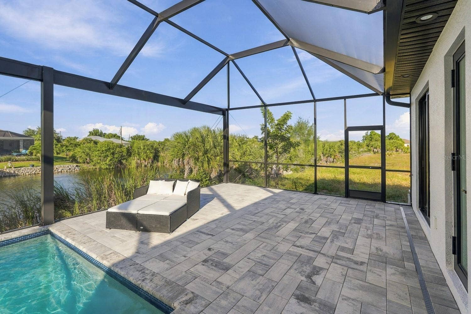 10860 MCALESTER CIRCLE, #1R, Port Charlotte, FL 33981 10860 MCALESTER CIRCLE, #1R, Port Charlotte, FL 33981