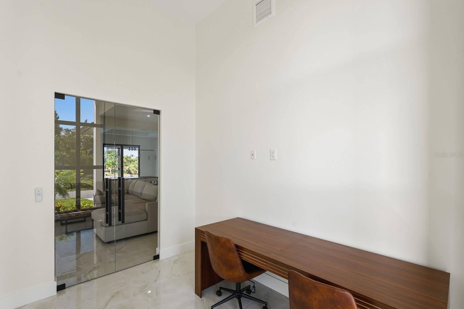 10860 MCALESTER CIRCLE, #1R, Port Charlotte, FL 33981 10860 MCALESTER CIRCLE, #1R, Port Charlotte, FL 33981