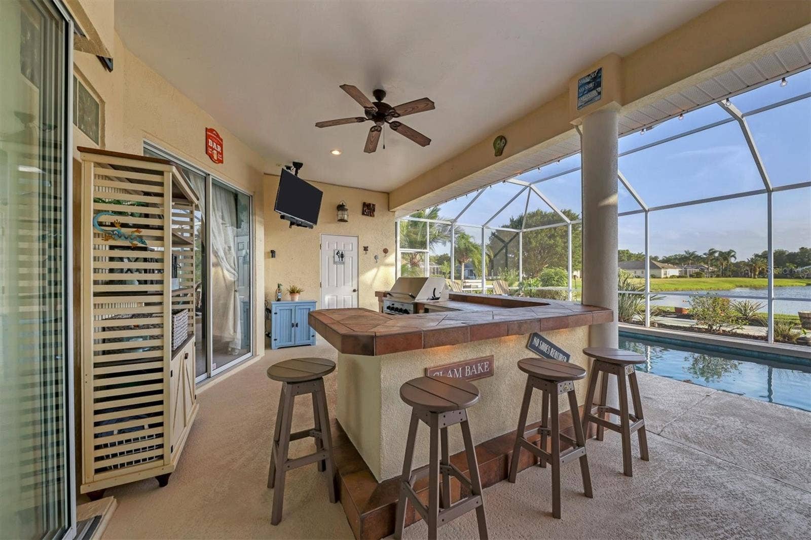 9910 LAUREL VALLEY AVENUE CIRCLE, Bradenton, FL 34202 9910 LAUREL VALLEY AVENUE CIRCLE, Bradenton, FL 34202