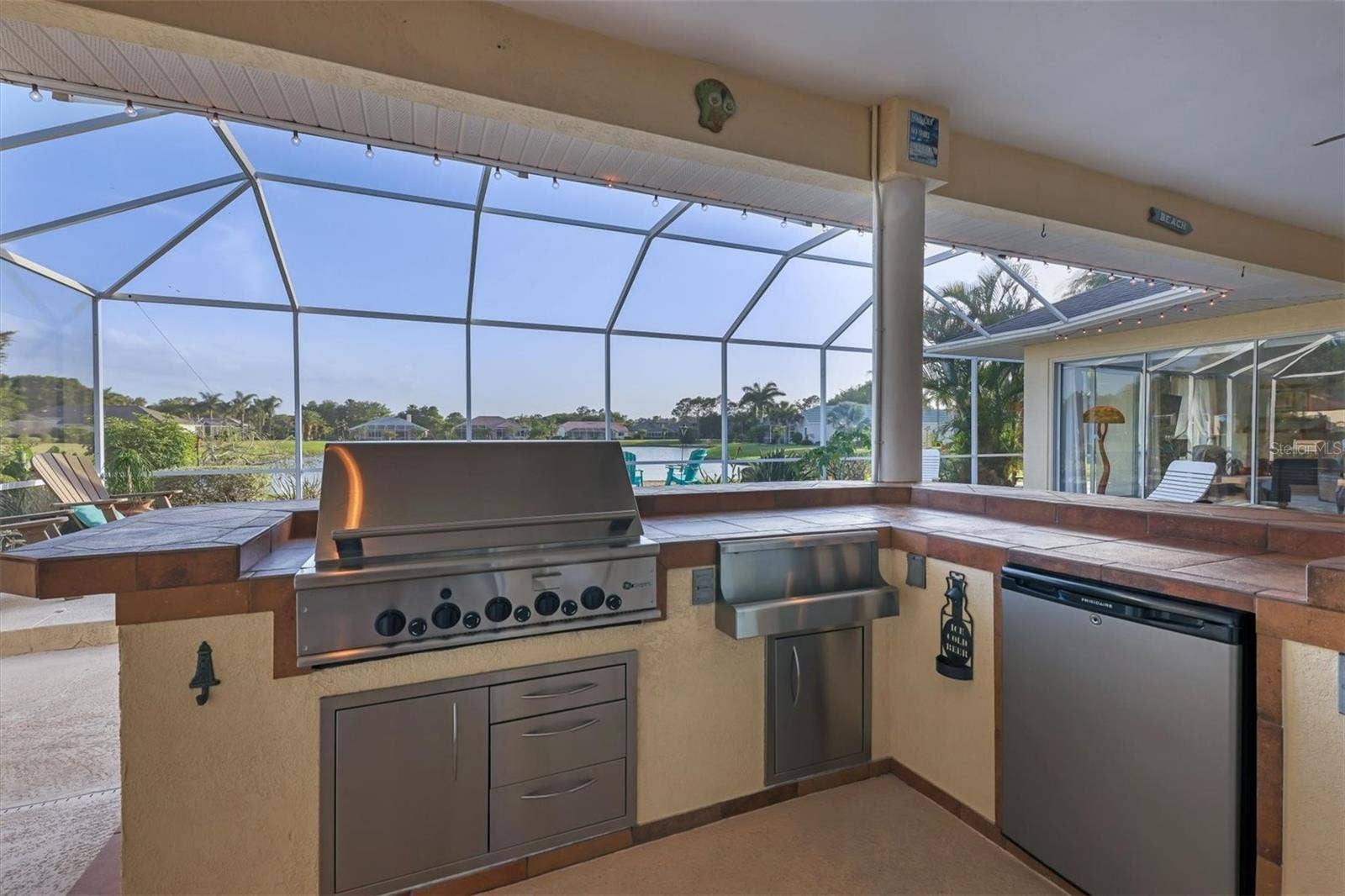 9910 LAUREL VALLEY AVENUE CIRCLE, Bradenton, FL 34202 9910 LAUREL VALLEY AVENUE CIRCLE, Bradenton, FL 34202