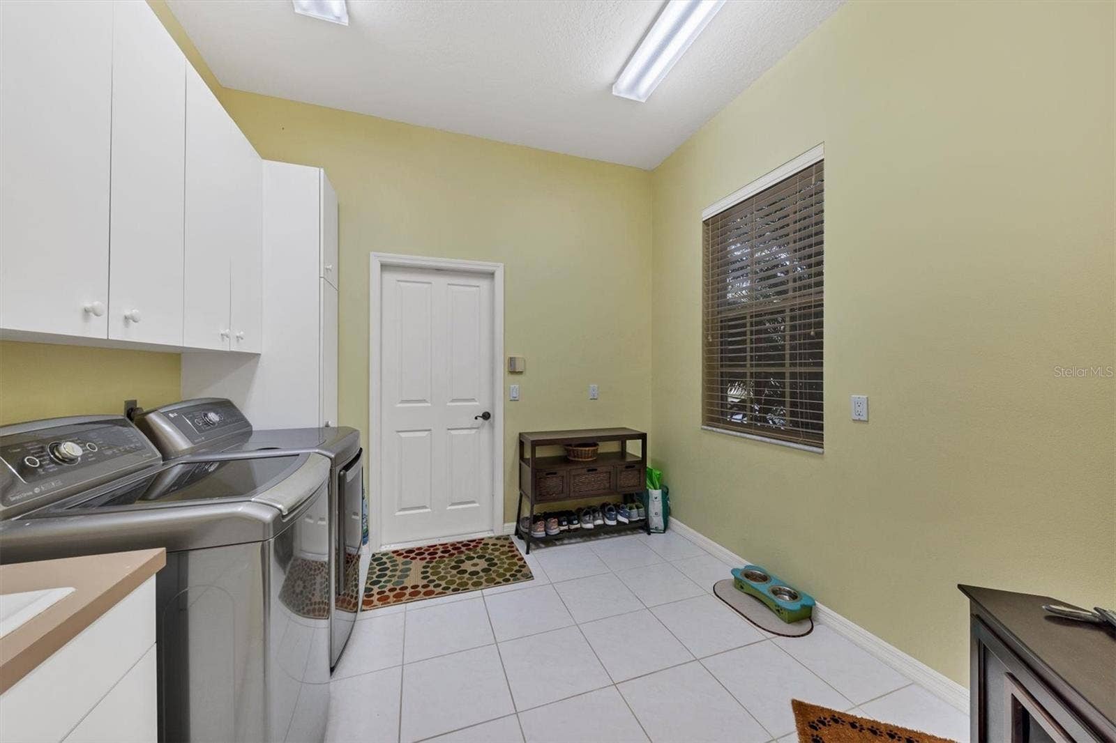9910 LAUREL VALLEY AVENUE CIRCLE, Bradenton, FL 34202 9910 LAUREL VALLEY AVENUE CIRCLE, Bradenton, FL 34202