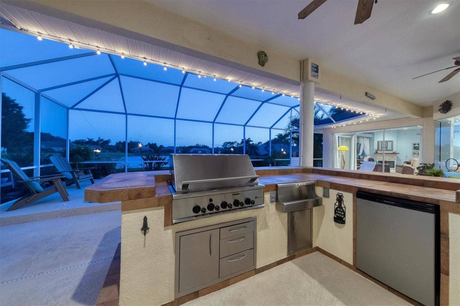 9910 LAUREL VALLEY AVENUE CIRCLE, Bradenton, FL 34202 9910 LAUREL VALLEY AVENUE CIRCLE, Bradenton, FL 34202