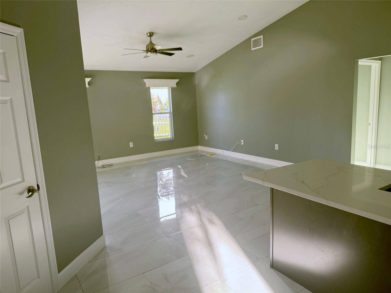 5909 41ST STREET E, Bradenton, FL 34203 5909 41ST STREET E, Bradenton, FL 34203