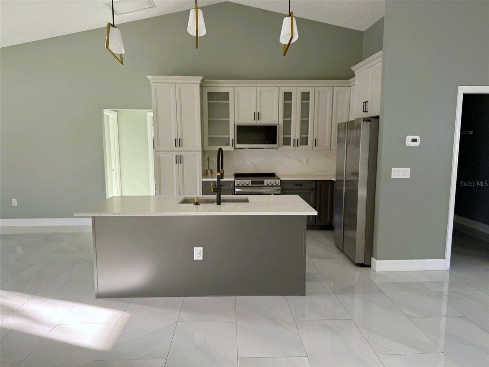 5909 41ST STREET E, Bradenton, FL 34203 5909 41ST STREET E, Bradenton, FL 34203