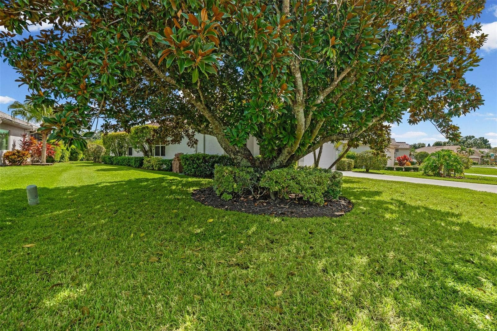 7164 DREWRYS BLUFF, Bradenton, FL 34203 7164 DREWRYS BLUFF, Bradenton, FL 34203