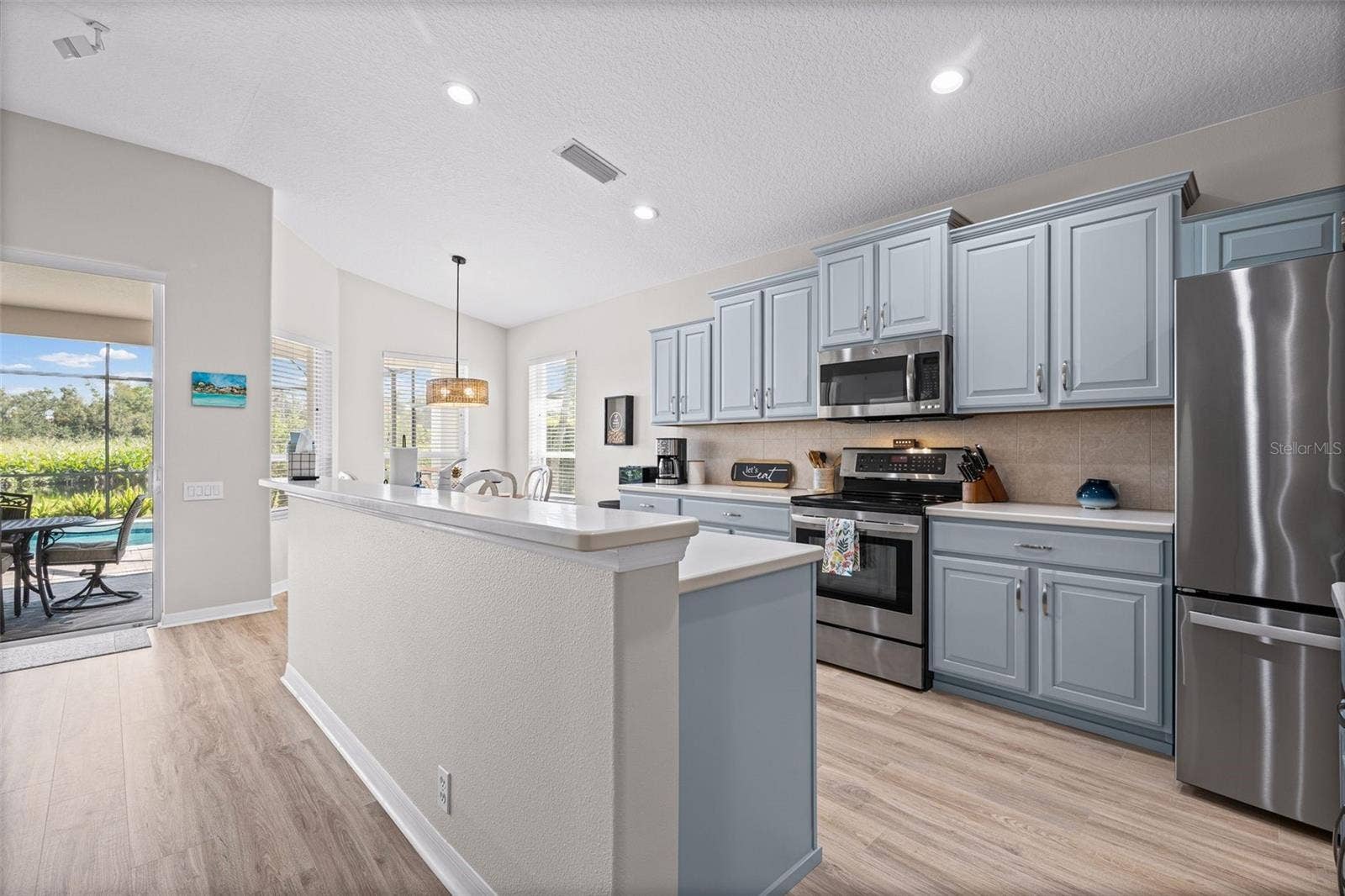 7164 DREWRYS BLUFF, Bradenton, FL 34203 7164 DREWRYS BLUFF, Bradenton, FL 34203