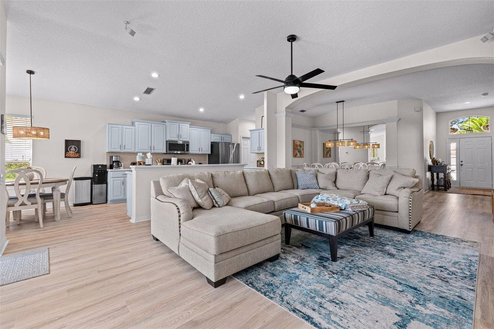 7164 DREWRYS BLUFF, Bradenton, FL 34203 7164 DREWRYS BLUFF, Bradenton, FL 34203