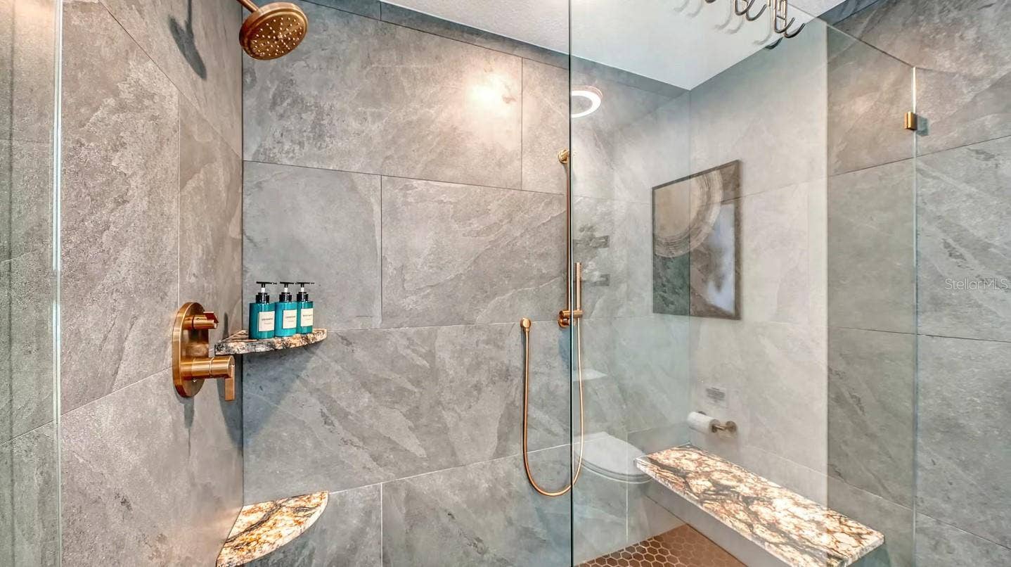 5307 14TH AVENUE DRIVE W, Bradenton, FL 34209 5307 14TH AVENUE DRIVE W, Bradenton, FL 34209