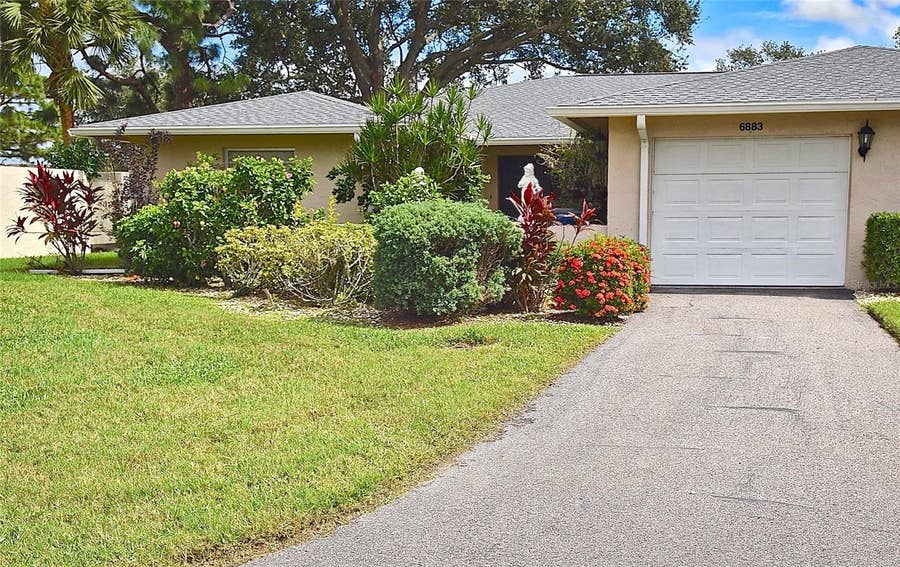 Property photo for Sarasota, FL
