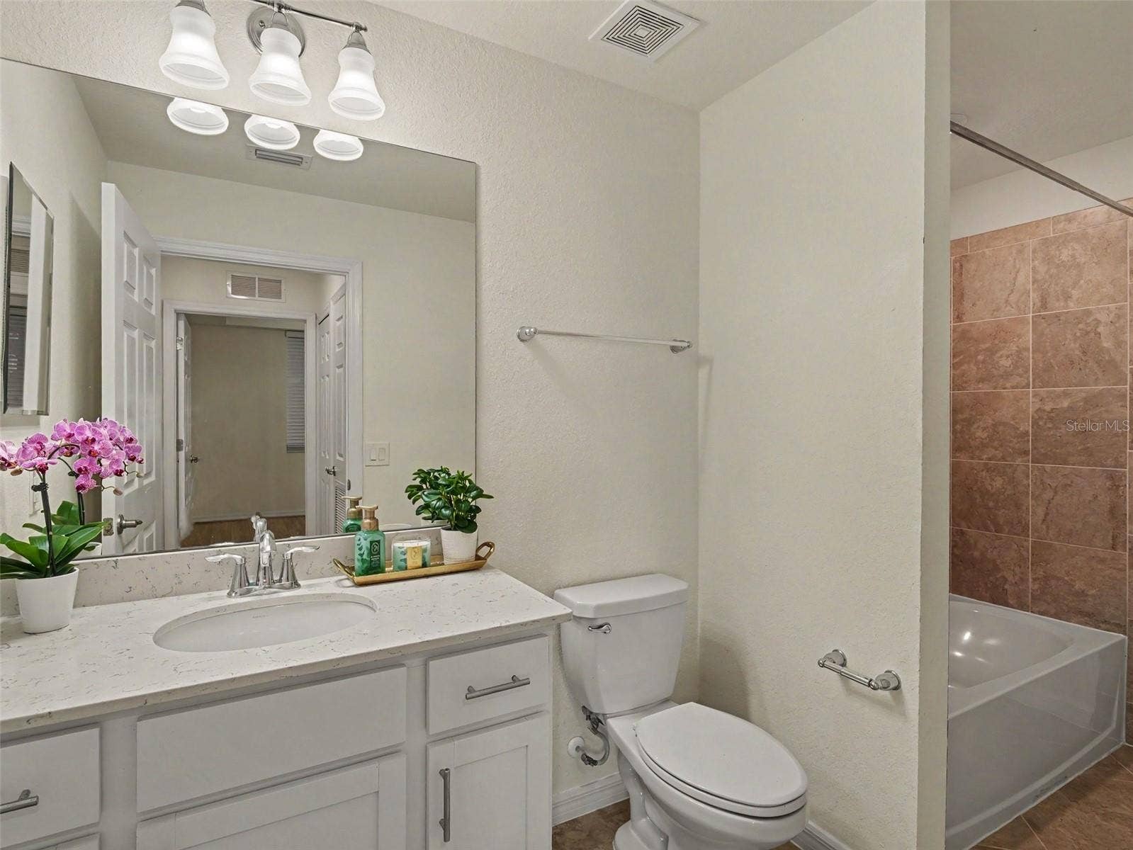 1010 TIDEWATER SHORES LOOP, #304, Bradenton, FL 34208 1010 TIDEWATER SHORES LOOP, #304, Bradenton, FL 34208