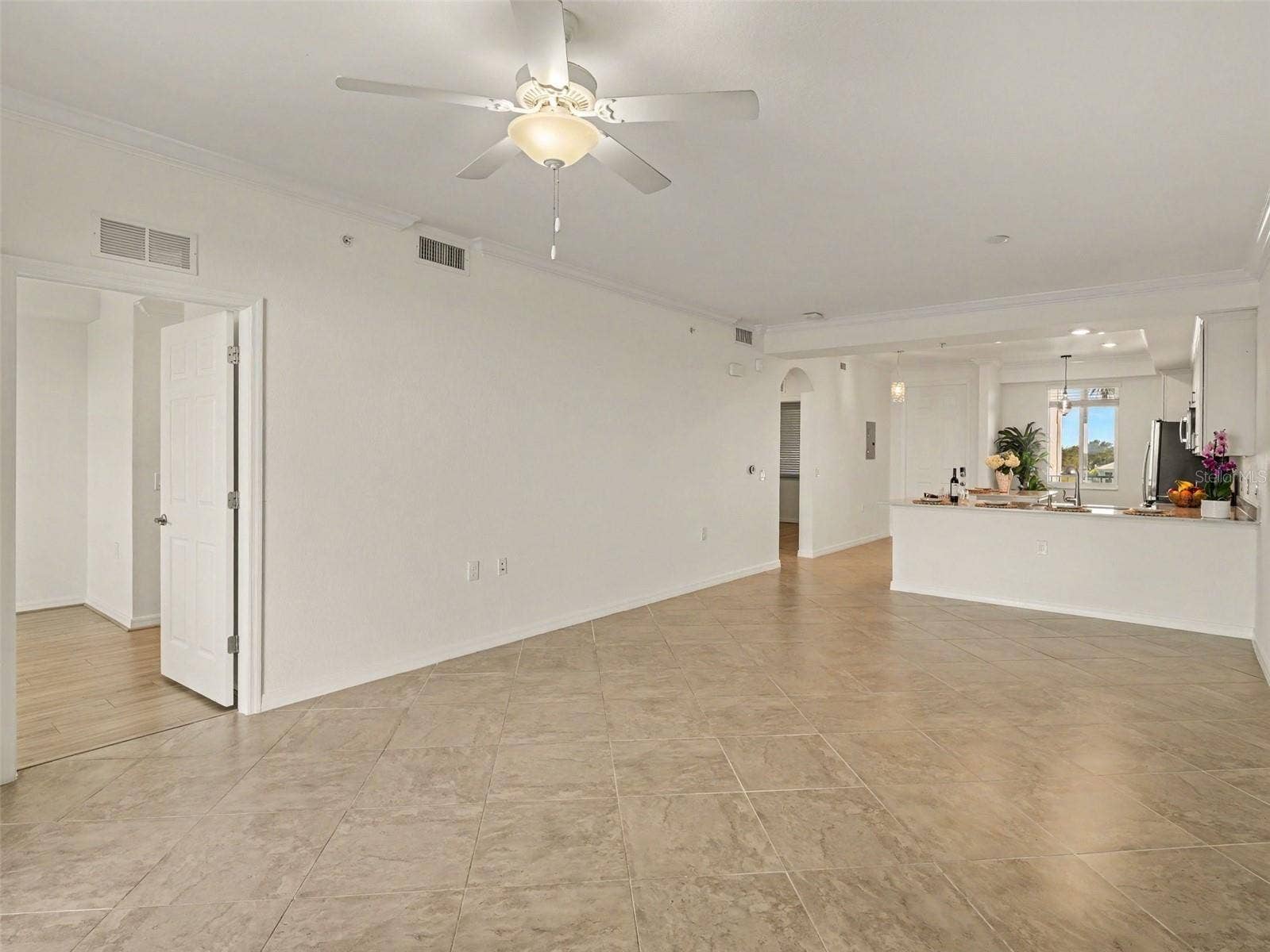 1010 TIDEWATER SHORES LOOP, #304, Bradenton, FL 34208 1010 TIDEWATER SHORES LOOP, #304, Bradenton, FL 34208