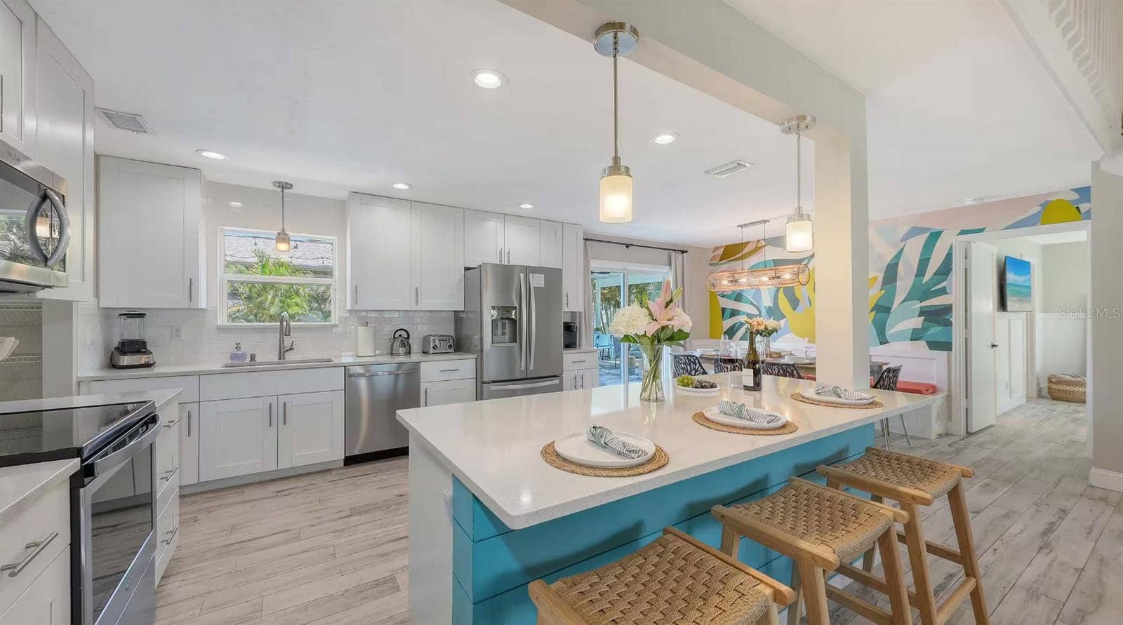7104 9TH AVENUE DRIVE NW, Bradenton, FL 34209 7104 9TH AVENUE DRIVE NW, Bradenton, FL 34209