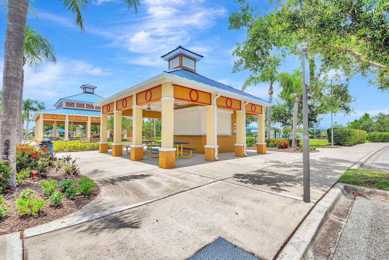 4914 TORREY PINES RUN, Bradenton, FL 34211 4914 TORREY PINES RUN, Bradenton, FL 34211
