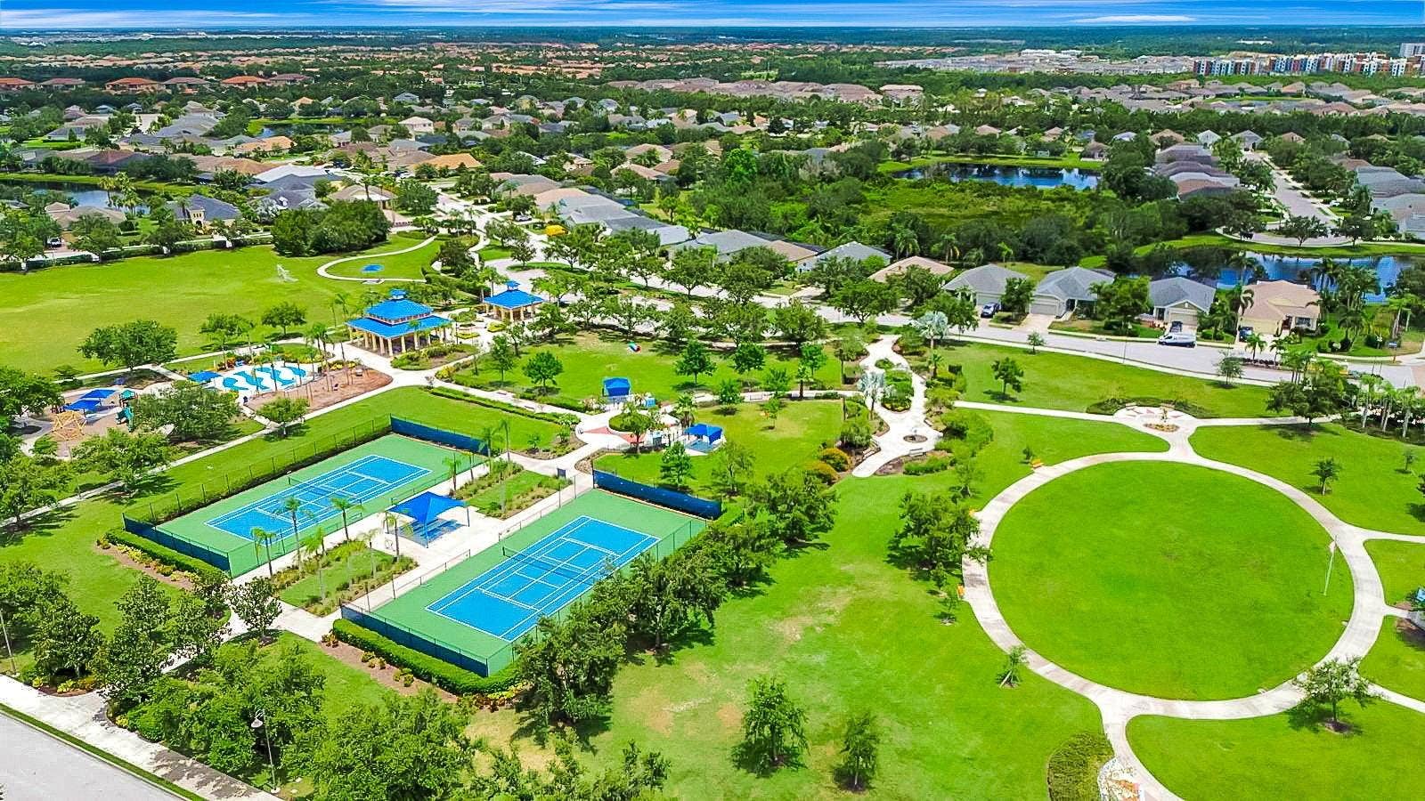 4914 TORREY PINES RUN, Bradenton, FL 34211 4914 TORREY PINES RUN, Bradenton, FL 34211