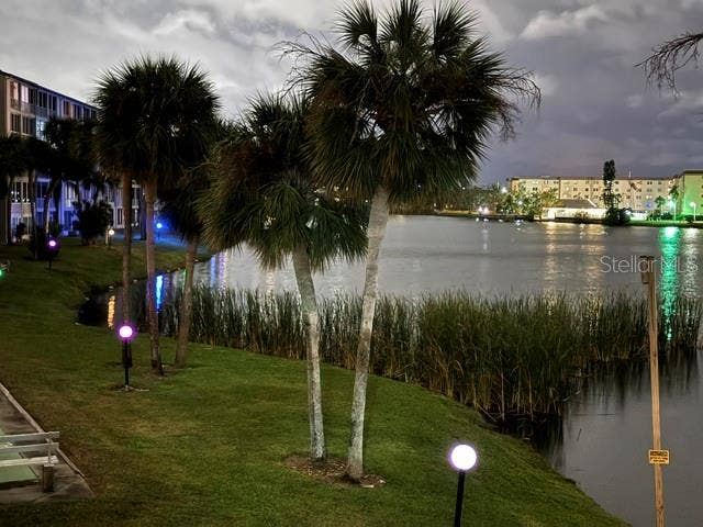 3108 LAKE BAYSHORE DRIVE, #211, Bradenton, FL 34205