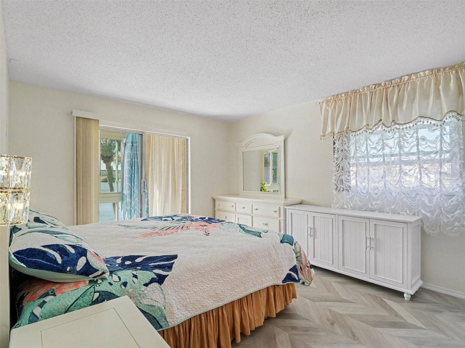 3108 LAKE BAYSHORE DRIVE, #211, Bradenton, FL 34205
