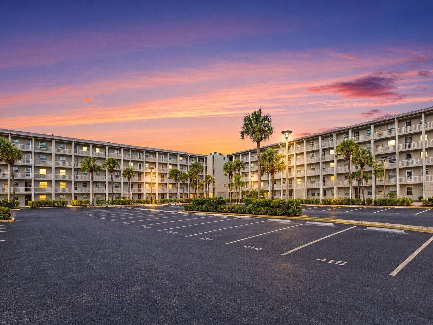 3108 LAKE BAYSHORE DRIVE, #211, Bradenton, FL 34205