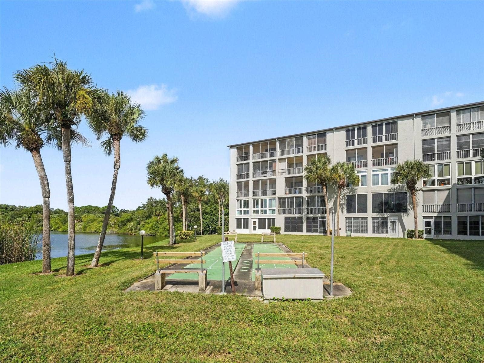 3108 LAKE BAYSHORE DRIVE, #211, Bradenton, FL 34205