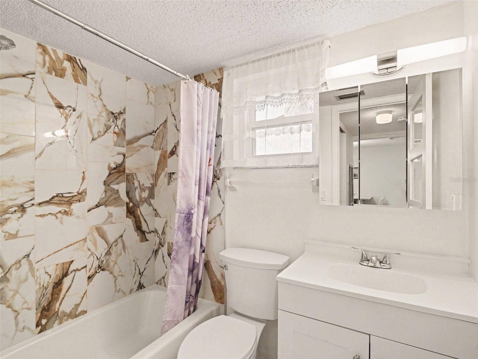 3108 LAKE BAYSHORE DRIVE, #211, Bradenton, FL 34205
