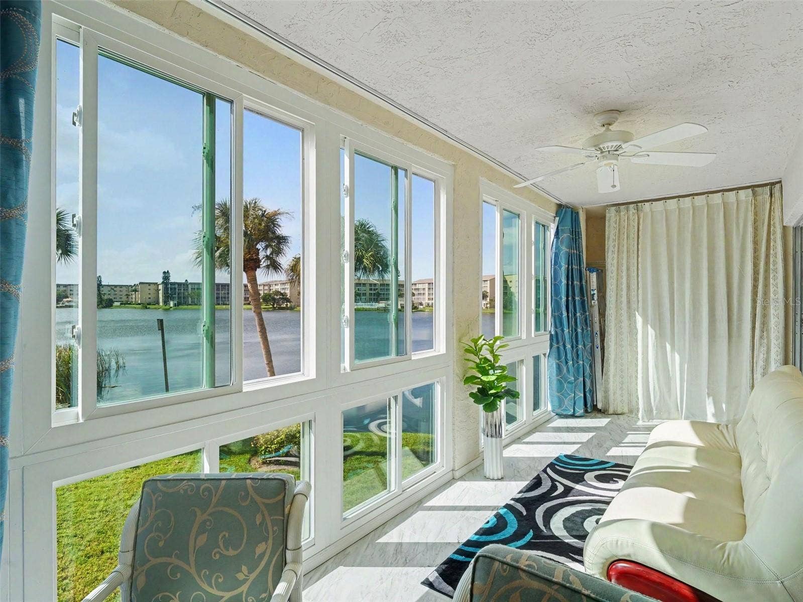 3108 LAKE BAYSHORE DRIVE, #211, Bradenton, FL 34205